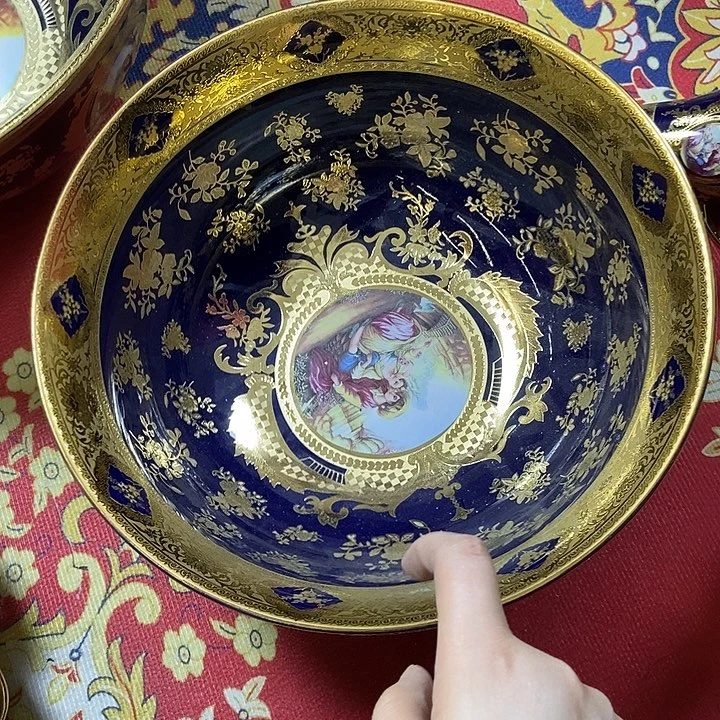 瓷片微瑕……………………………………