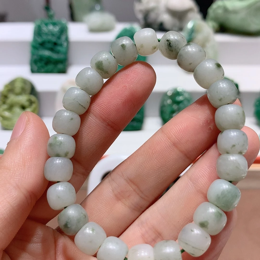 独山玉挂件未镶嵌何****富