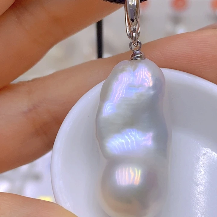 淡水珍珠吊坠(赠链)未镶嵌