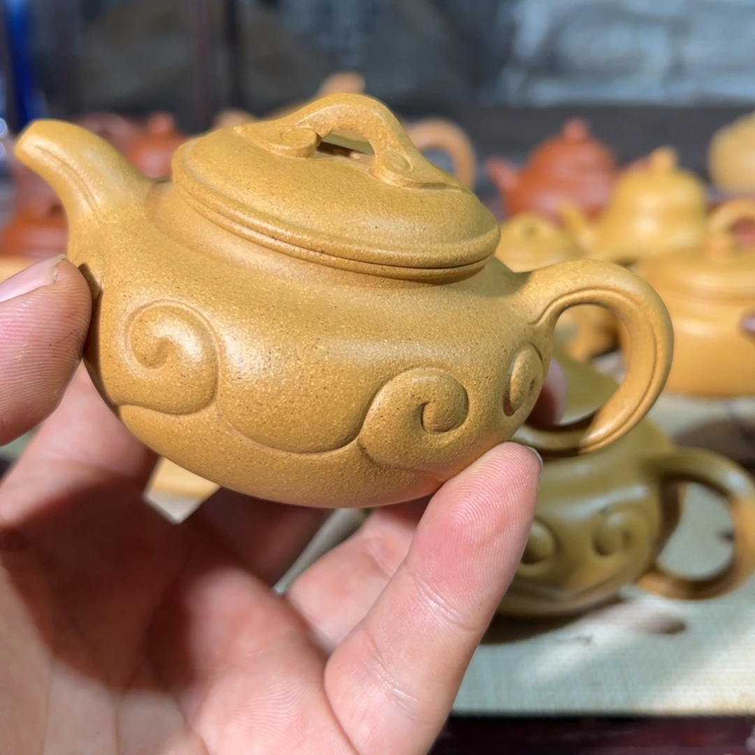 耕***耘茶壶紫砂全手制作