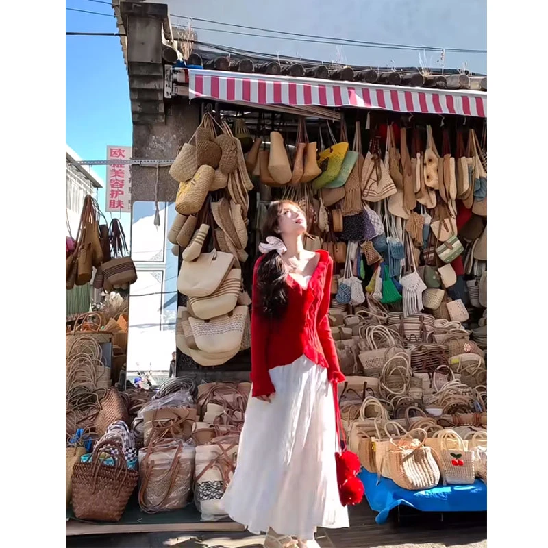 2025春季新款长袖荷叶边上衣女设计感提花长款吊带连衣裙时尚套装