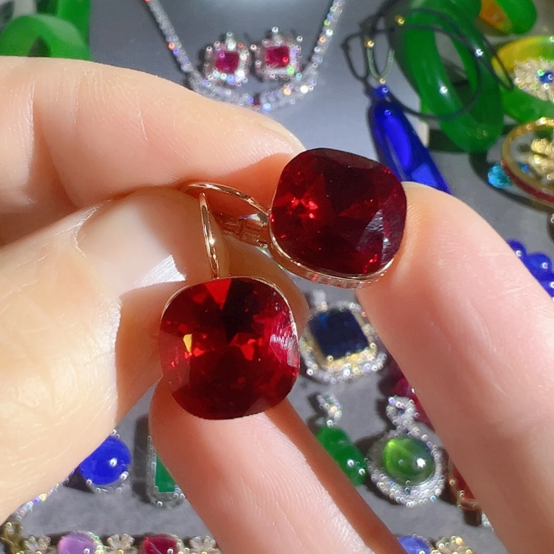 花岗石钨合金红色蓝色大宝贝