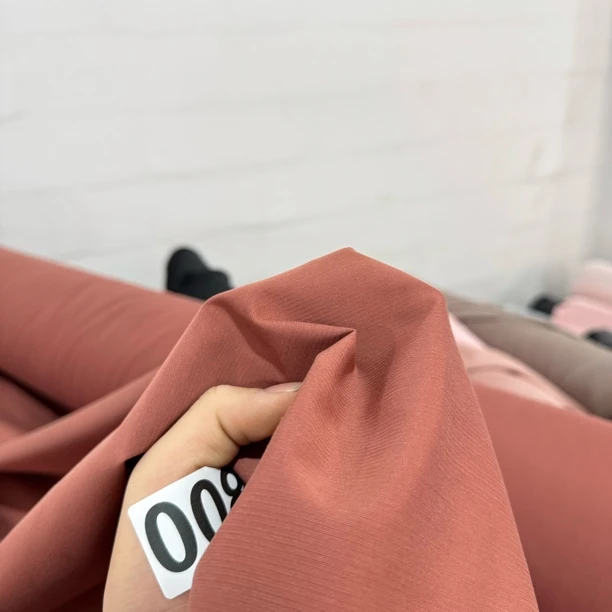 08 鱼骨纹锦锻面料4米价背面为棉亲肤细腻