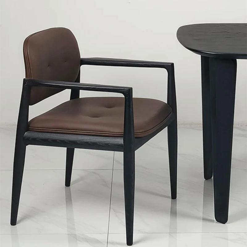 新款轻奢简约意式餐椅餐厅家用餐椅书桌靠背小户型网红款家具酒店