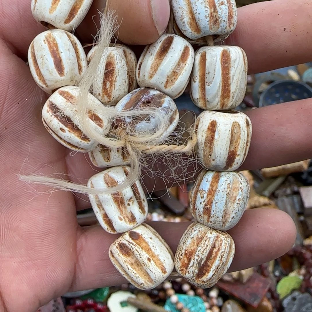 未镶嵌和田玉（糖玉）珠宝奇石