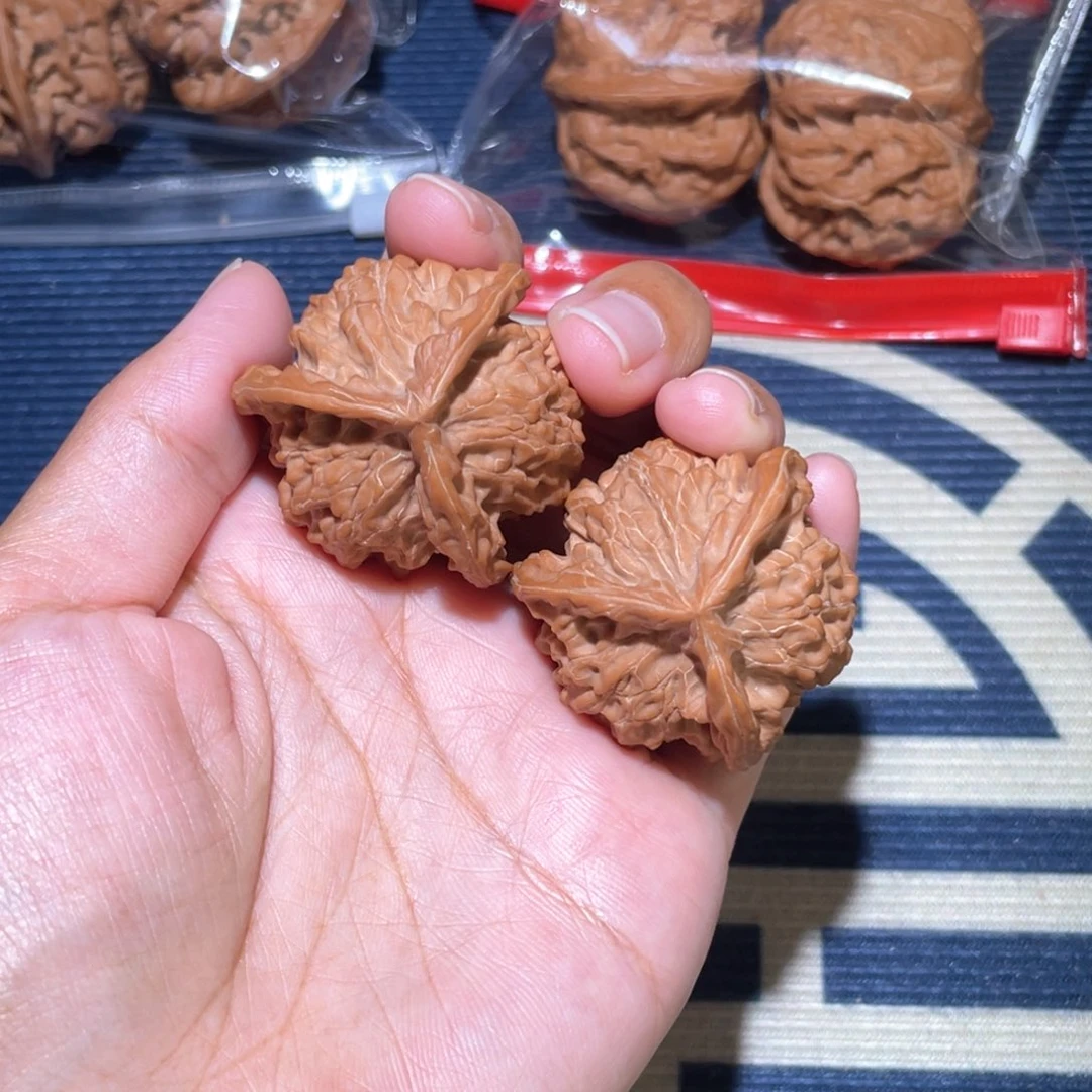 文玩核桃吊坠某**灬全品盘山三棱39