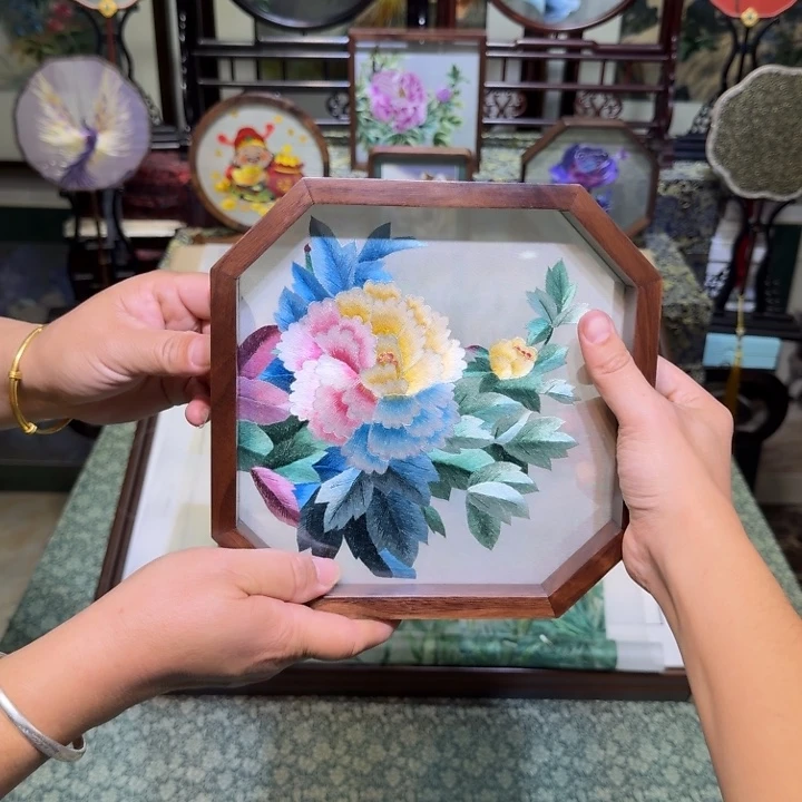 刺绣手工苏绣工艺制作技艺精湛