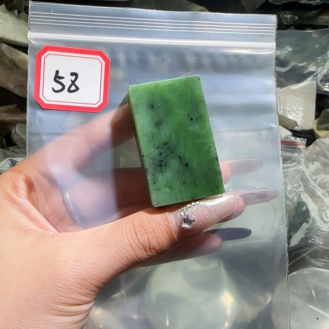 和田玉未镶嵌珠宝半成品