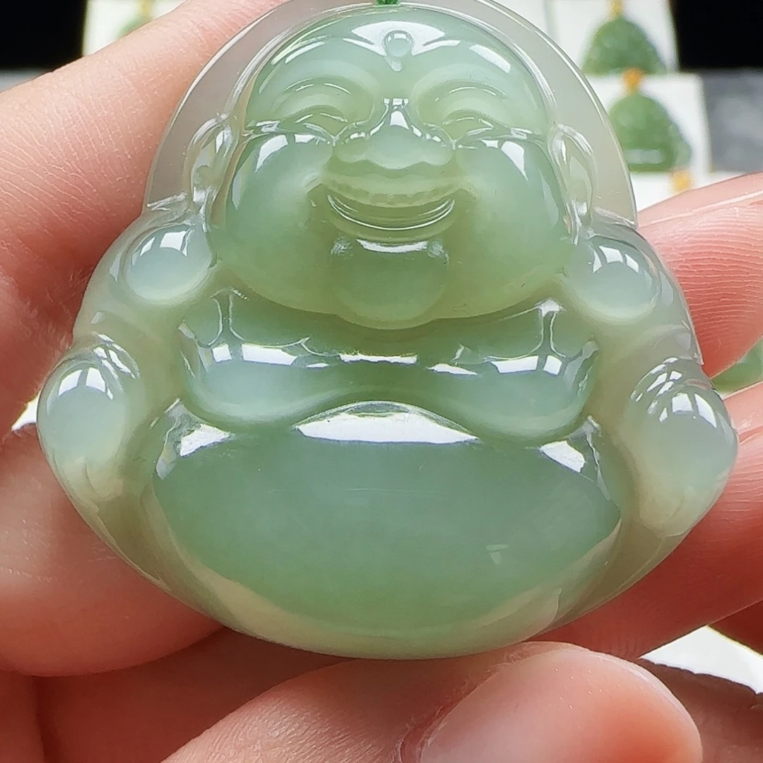 和田玉18K金镶嵌吊坠(赠链)