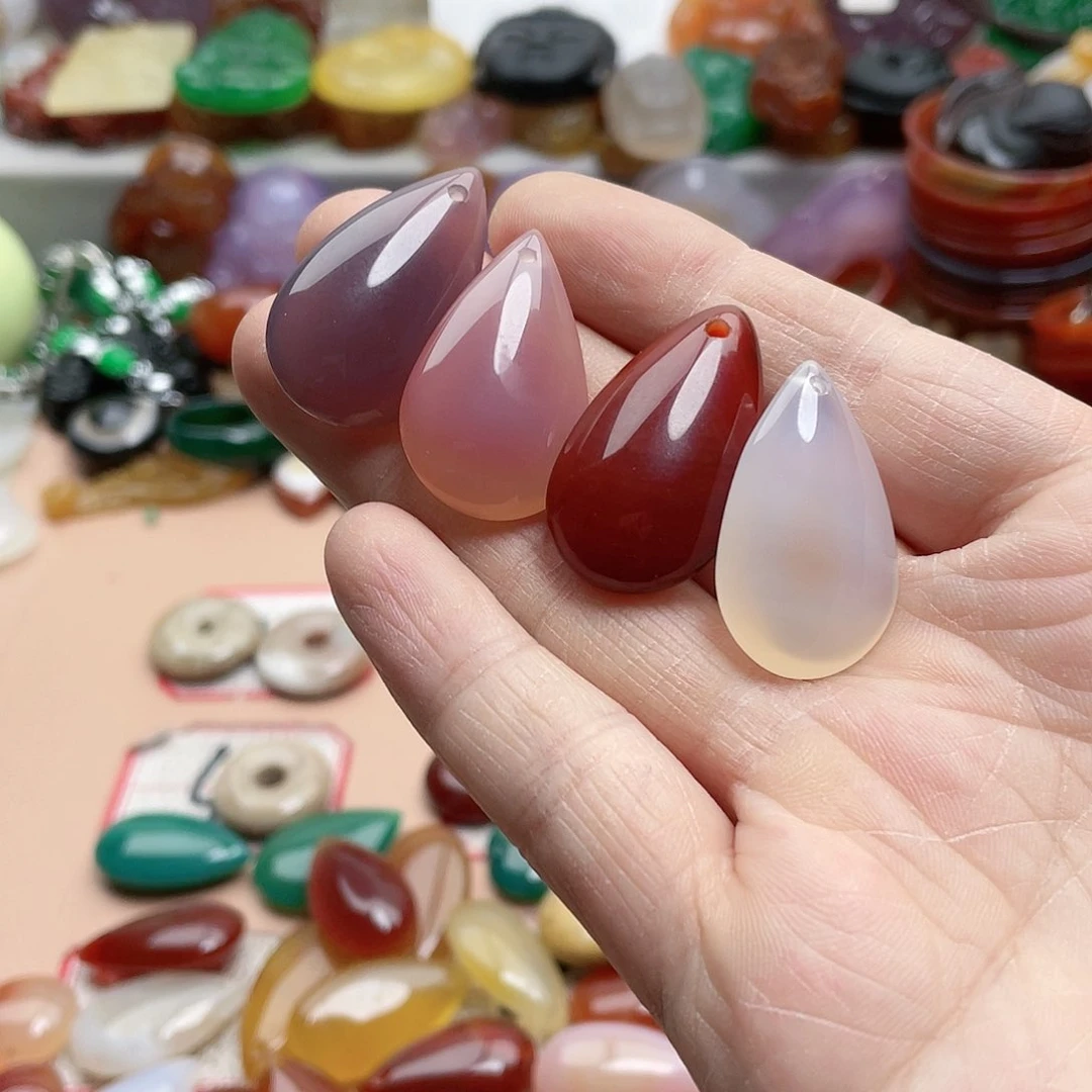 玛瑙/玉髓颈饰合金蔡*多