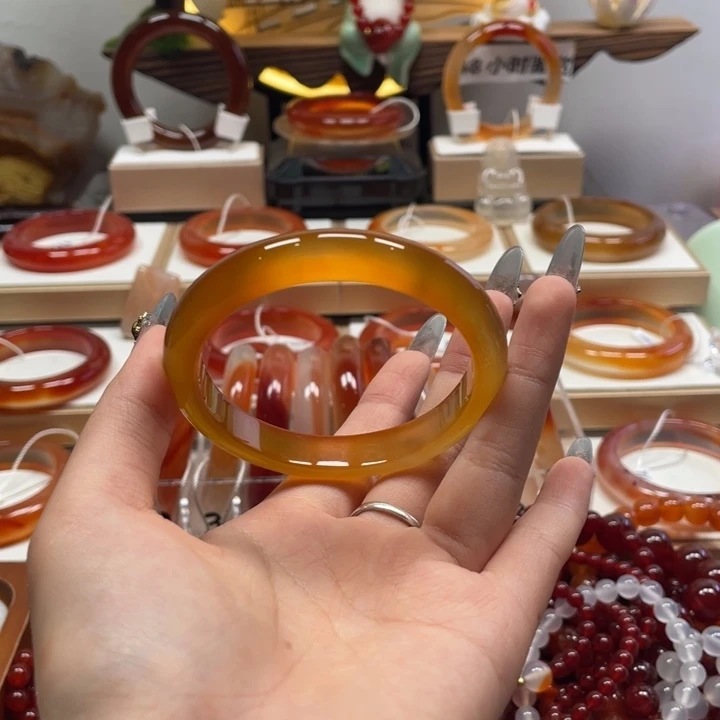 玛瑙/玉髓未镶嵌手镯