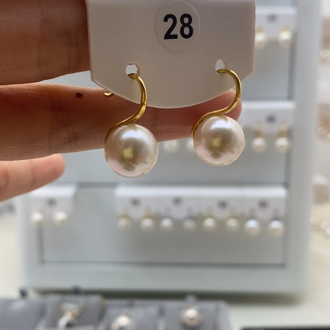 银S925镶嵌淡水珍珠耳饰