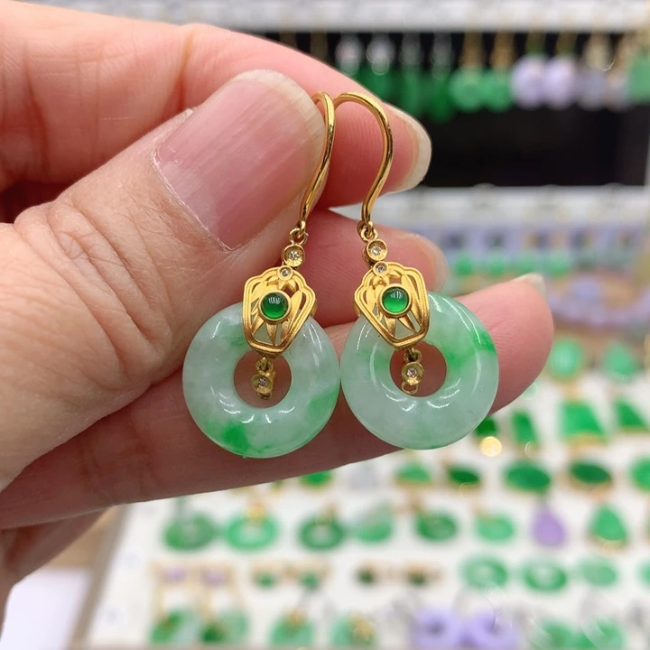 翡翠18K金镶嵌耳饰
