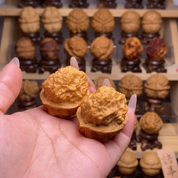 文玩核桃吊坠39赤甲金龙Y48