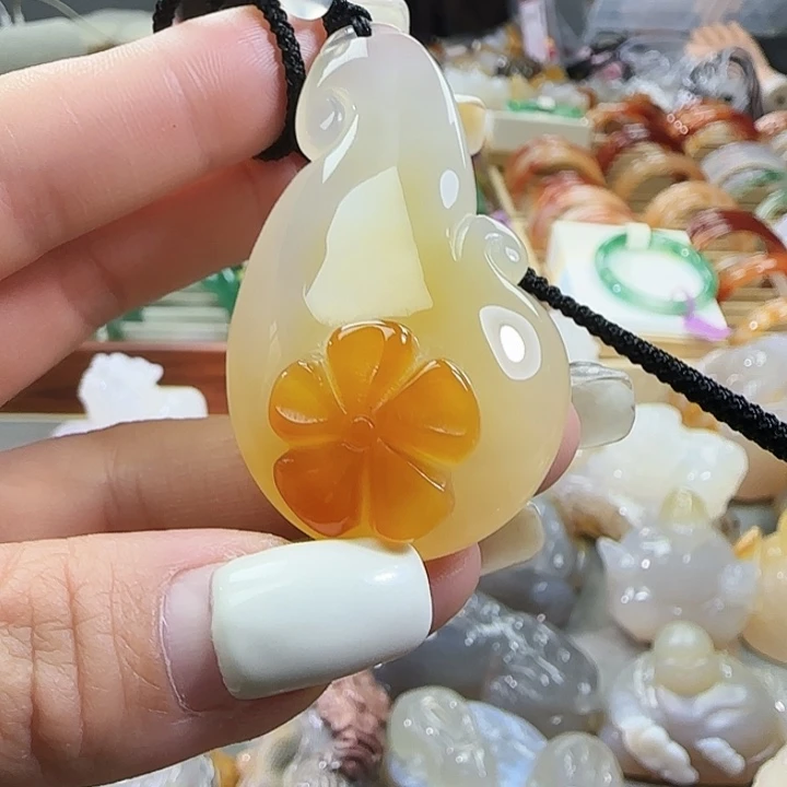 玛瑙/玉髓合金吊坠