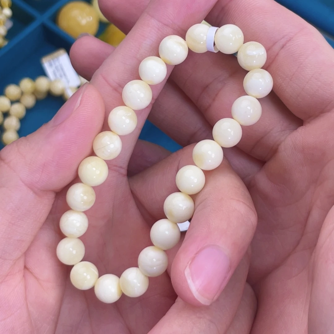 未镶嵌琥珀珠宝奇石51