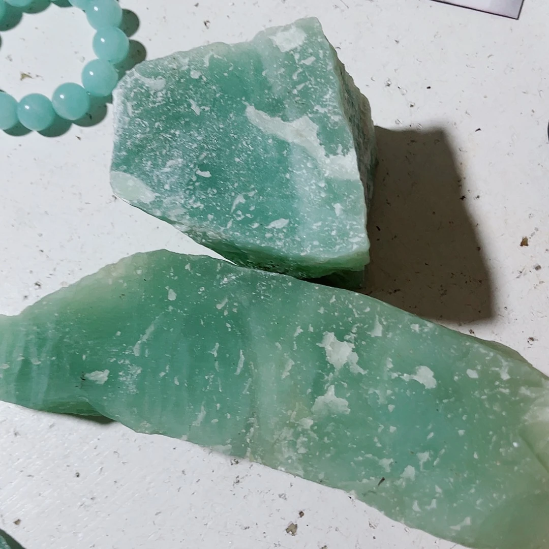 晚***过未镶嵌蛇纹石玉原石