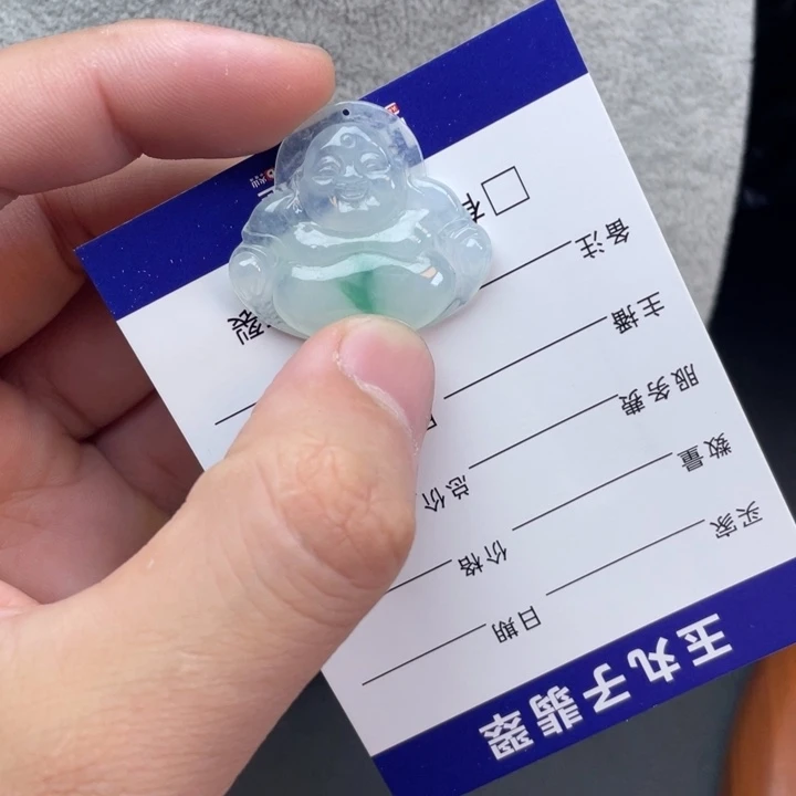 翡翠未镶嵌颈饰挂件
