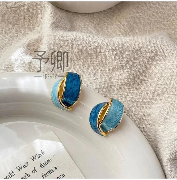 铜合金耳饰 蓝颜知己 高级感法式拼色滴油s925银耳钉弧形小众耳饰