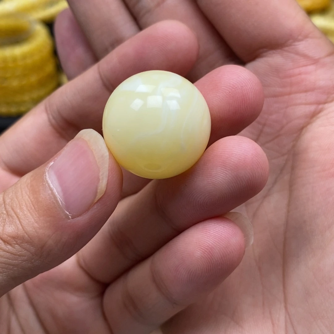 琥珀未镶嵌珠宝奇石22.5尺寸