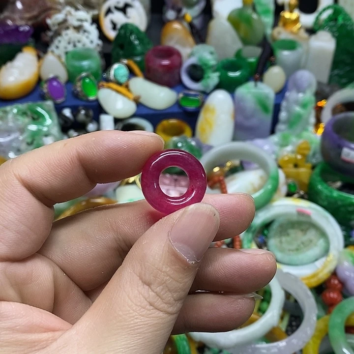 颈饰未镶嵌翡翠官方正规军回血放漏