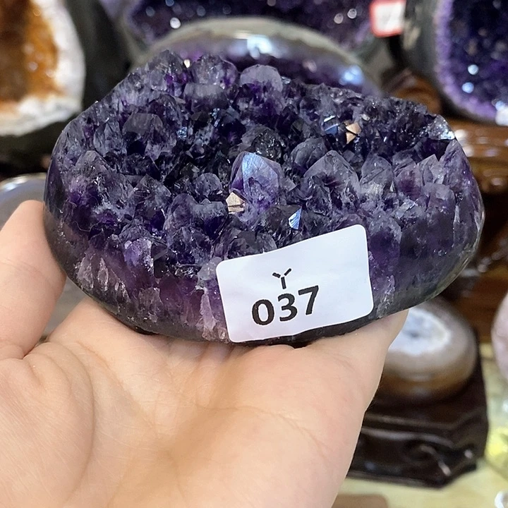 未镶嵌水晶大型摆件(非配饰)