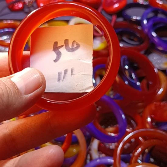 玛瑙/玉髓手镯未镶嵌