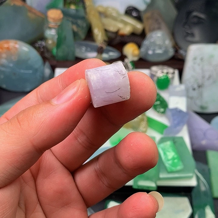 翡翠挂件未镶嵌料子