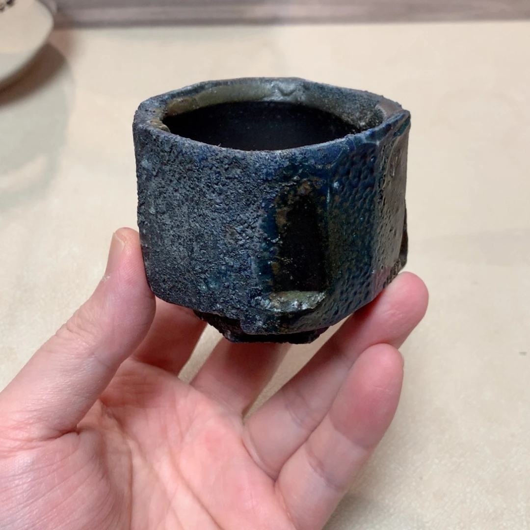 马场隆志。苍蓝窑变杯