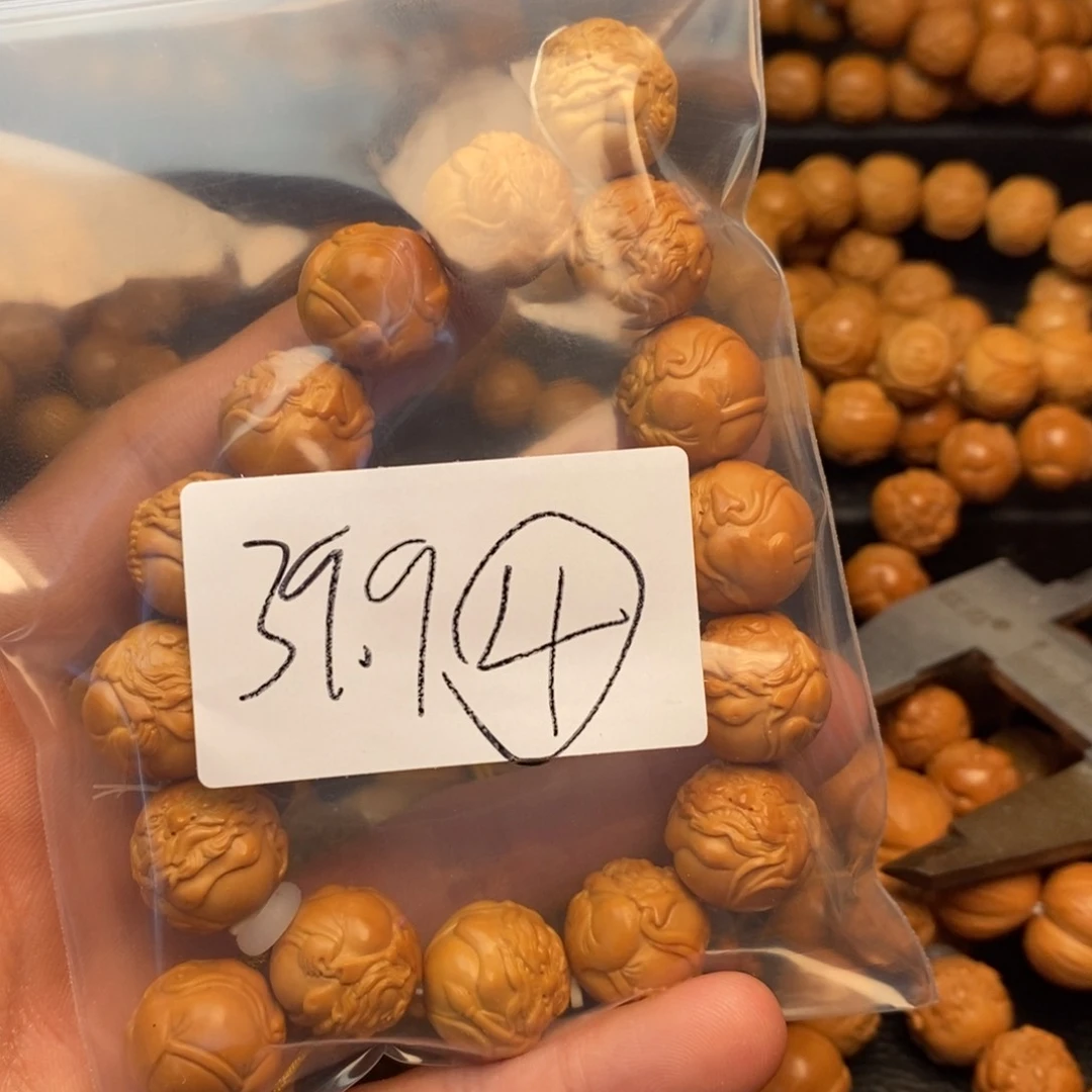 猴头核桃手串直播间