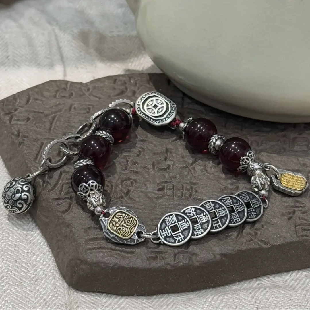 敦煌飞天 925银手链 S09737 红珠五条经文扎基兽面铃铛尾坠手链