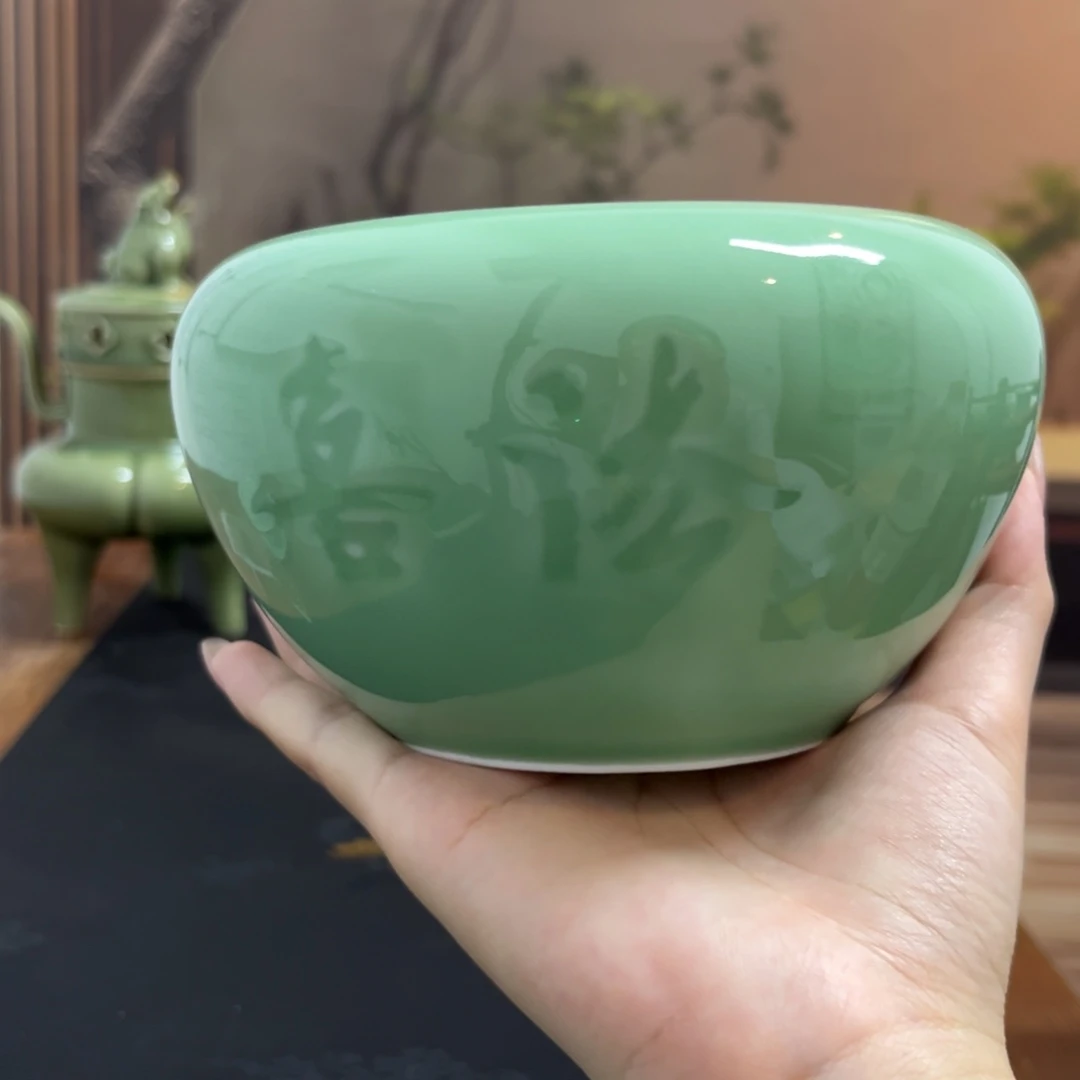 摆件龙泉青瓷杯子