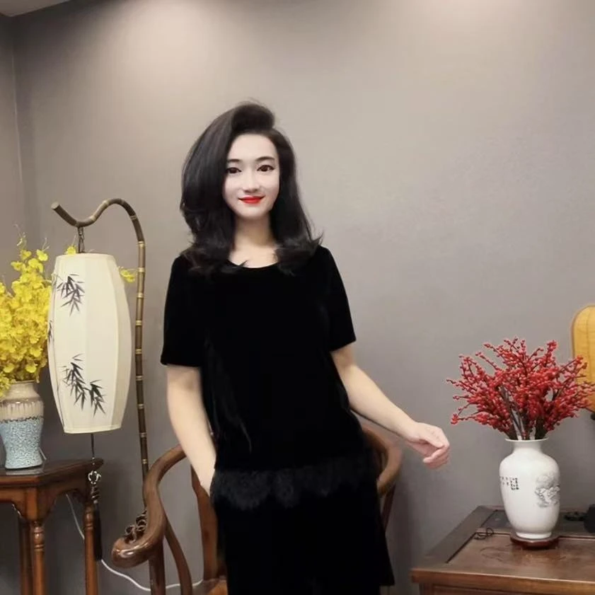 【峰姐女装】时尚后开气蕾丝美背丝绒衫8678【WQ】