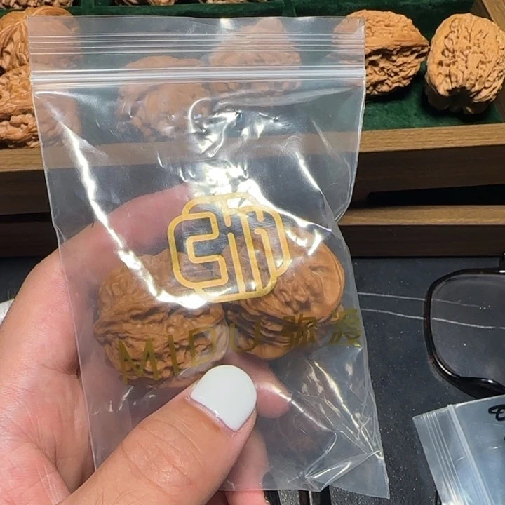 丶***魔文玩核桃吊坠福袋核桃