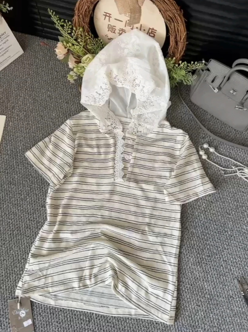 欧洲站2025春季新款拼接条纹蕾丝连帽短袖t恤女时尚洋气百搭上衣