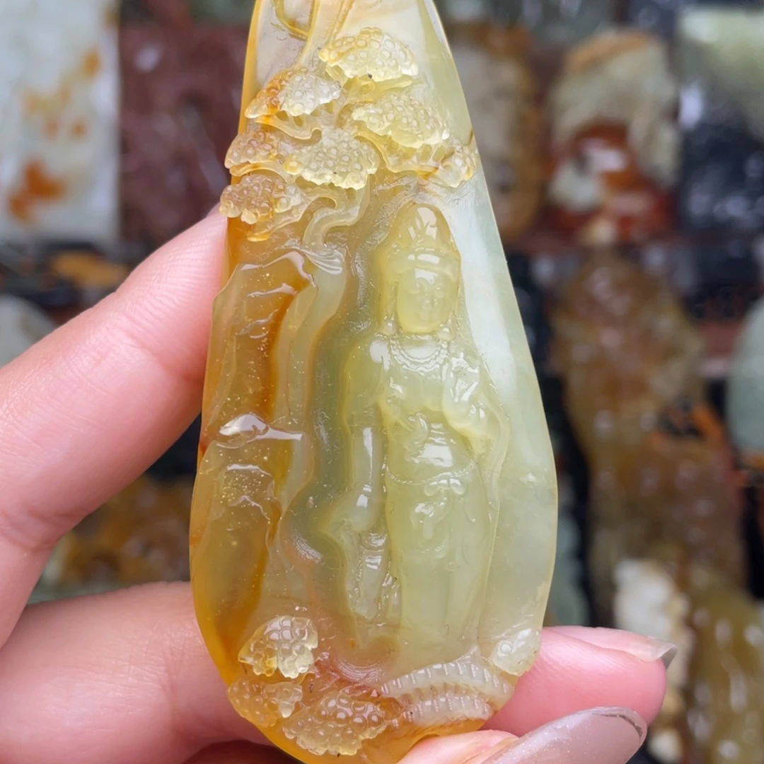 蛇纹石玉未镶嵌颈饰