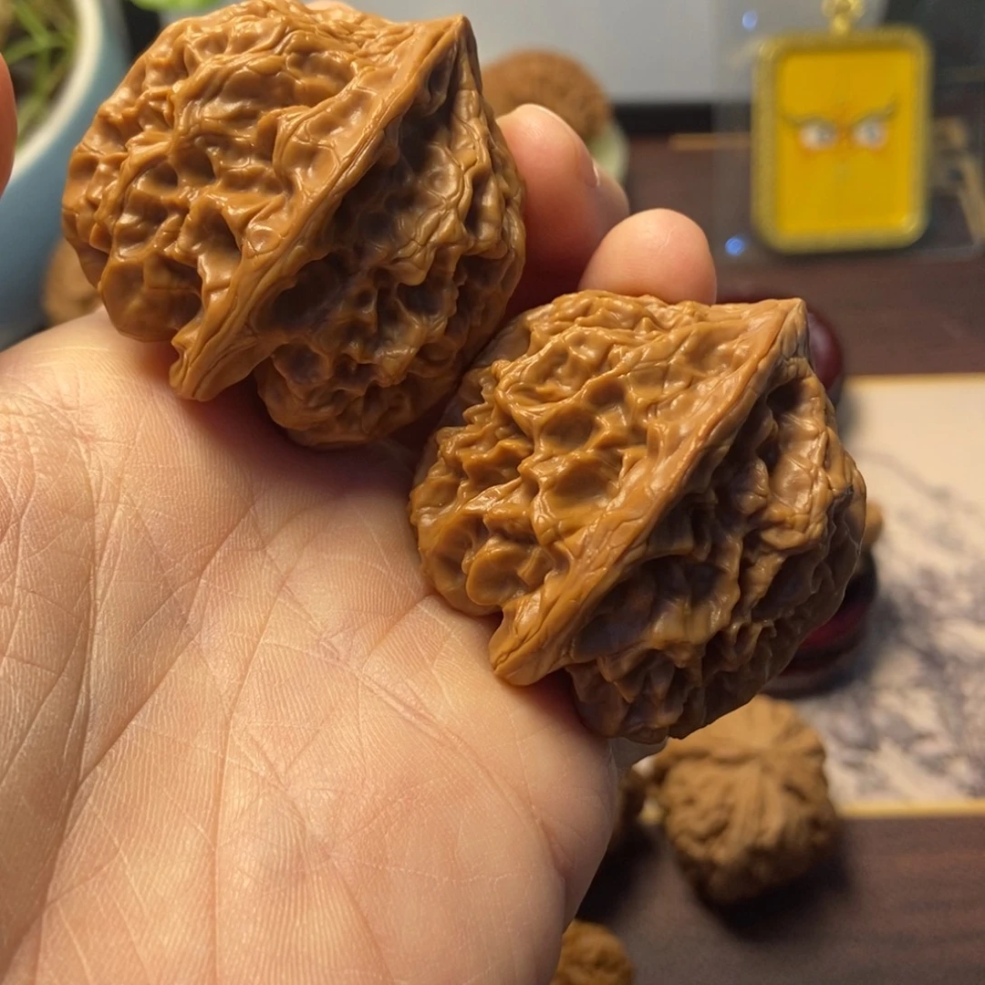 С***а文玩核桃把件全品野牛尺寸43