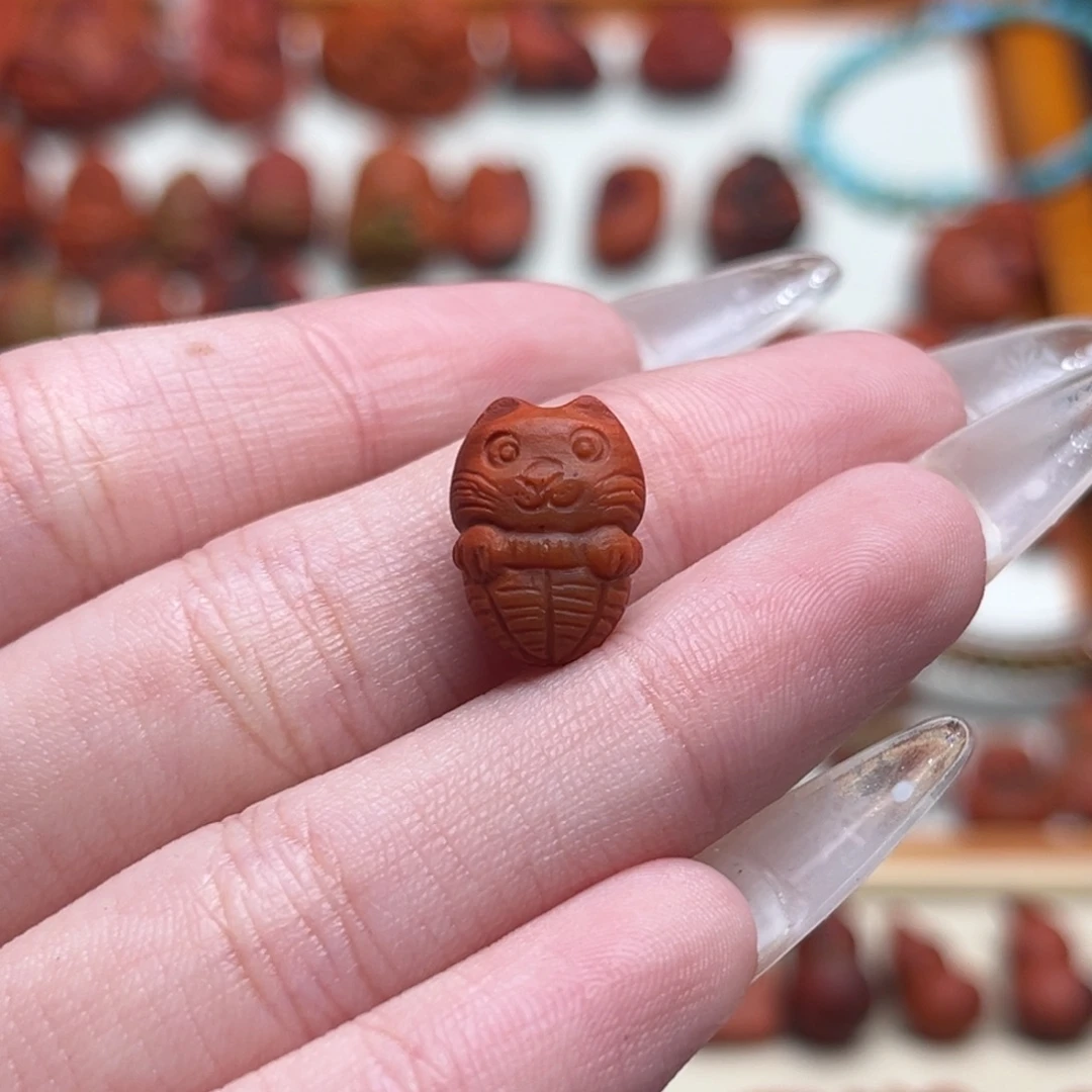 南红玛瑙未镶嵌40猫咪