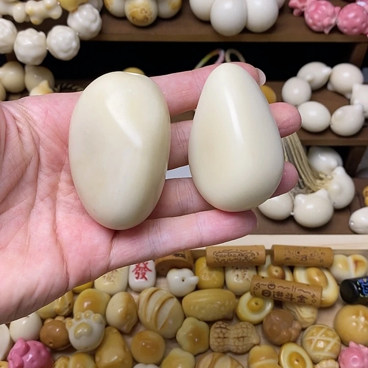 吊坠菩提根/象牙果