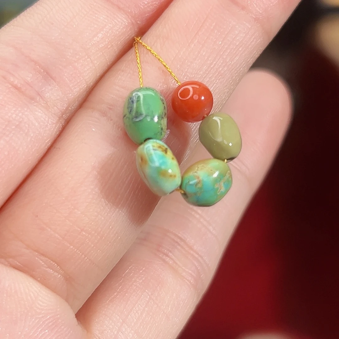 南红玛瑙未镶嵌珠宝奇石