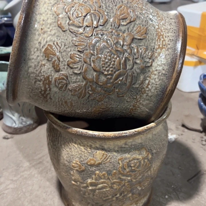 红陶瑕疵20-21两个