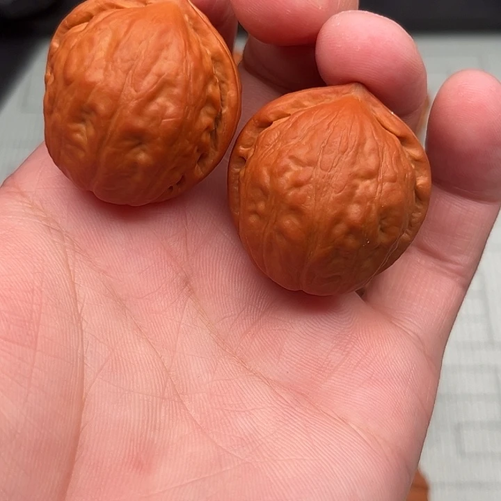 文玩核桃把件赤霞珠