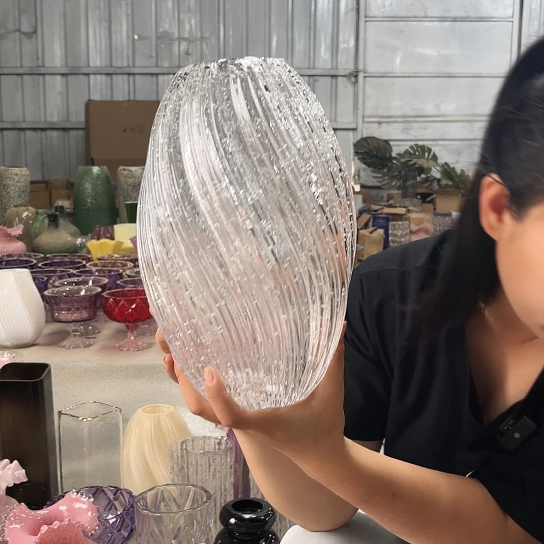 水晶花瓶夜光麦芽糖