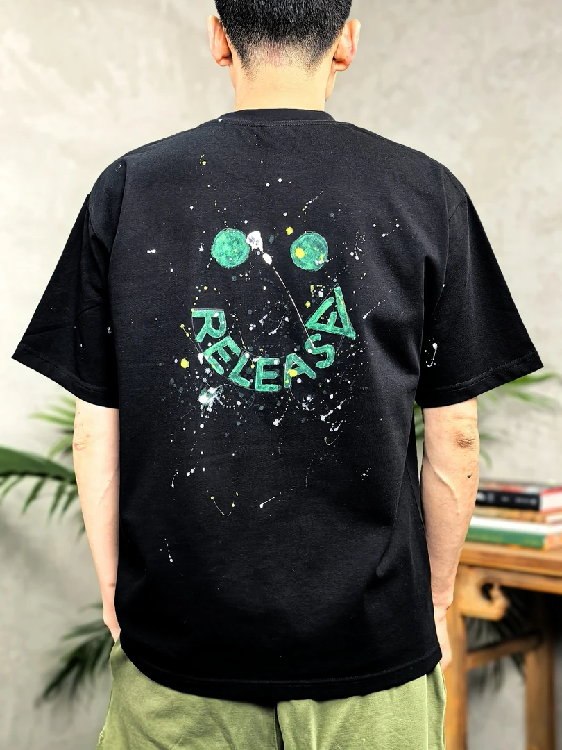 RELEASE【全棉手绘笑脸情侣T恤】纯棉涂鸦笑脸字母宽松T恤-R51T30