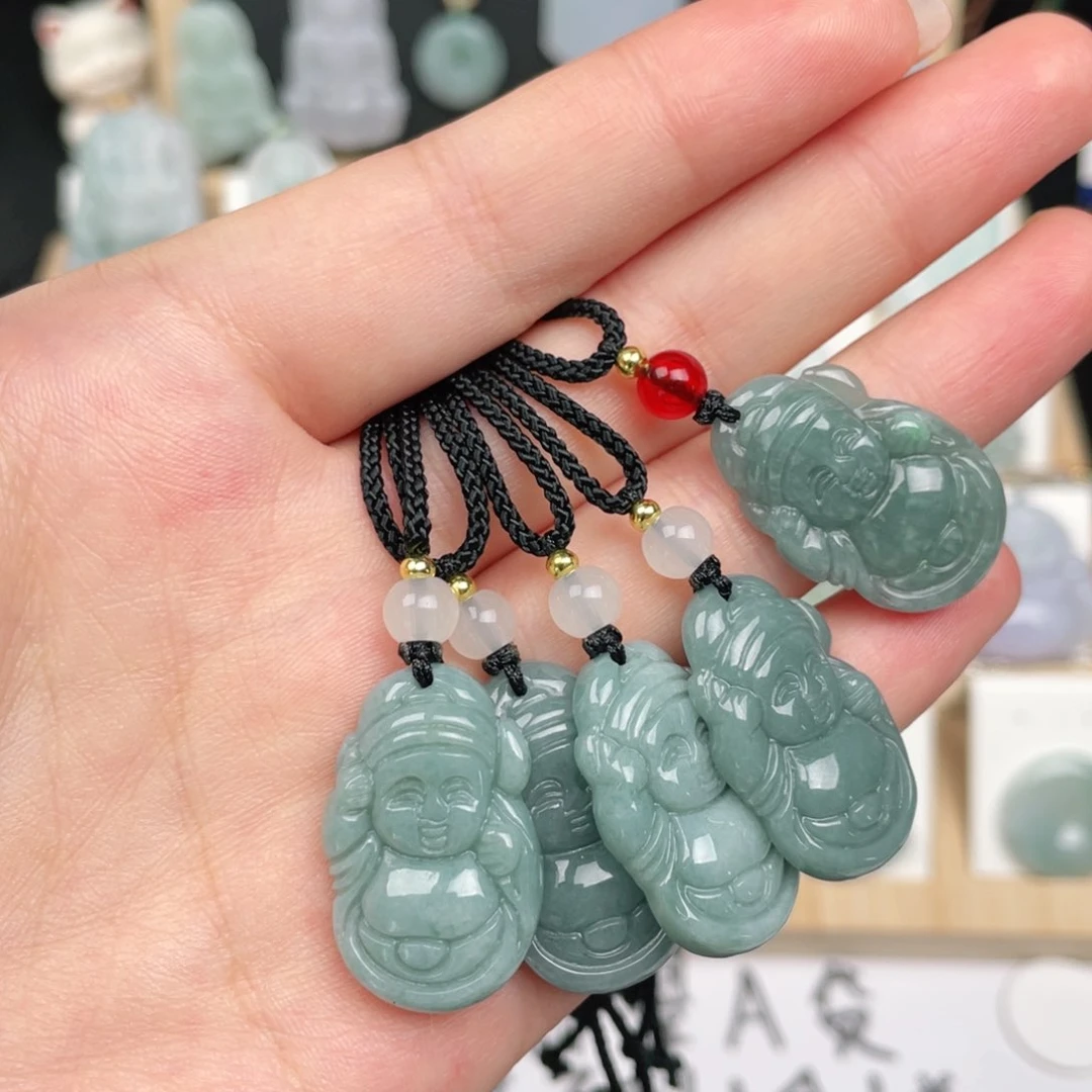 翡翠未镶嵌颈饰财神（多样发一）