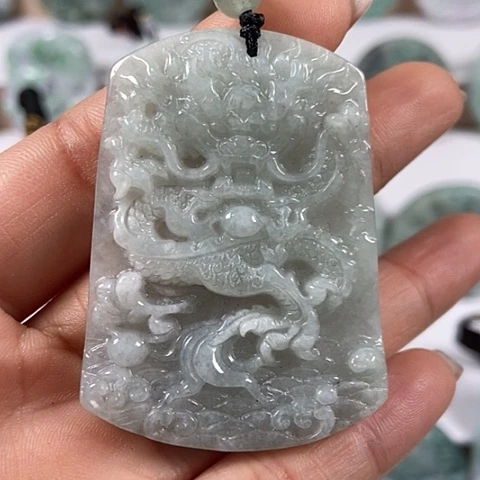 翡翠颈饰未镶嵌龙行天下福利