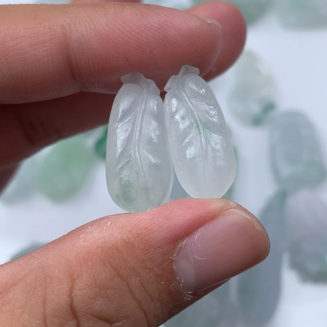 未镶嵌定制翡翠吊坠