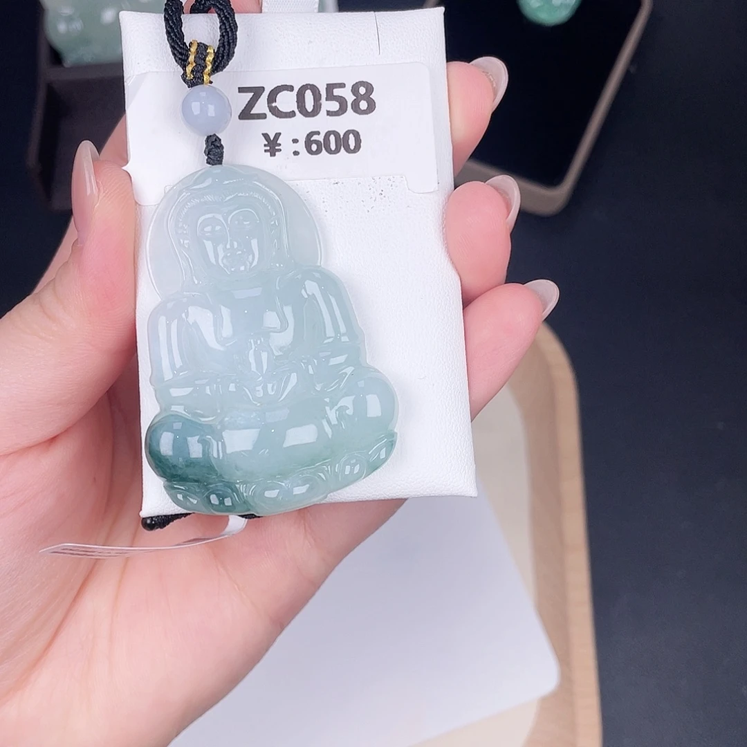 翡翠未镶嵌颈饰zc058