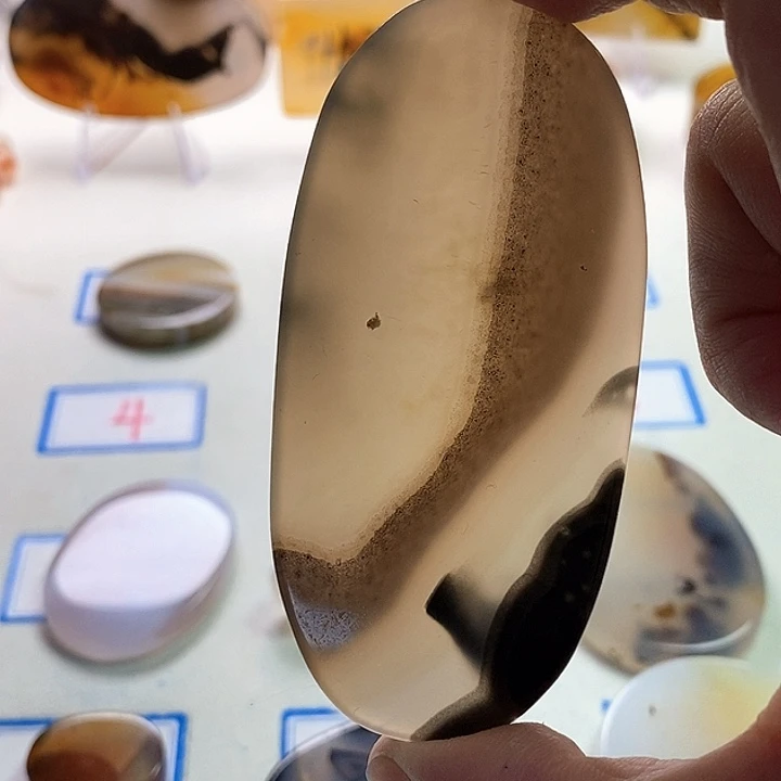 玛瑙/玉髓未镶嵌珠宝半成品