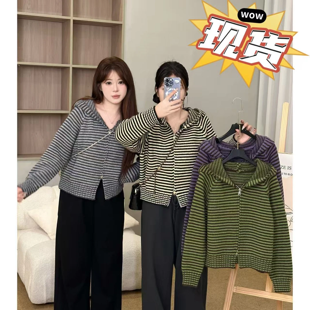 加厚【现货】胖MM2025冬季大码微胖遮肉显瘦条纹连帽毛衣上衣10037D